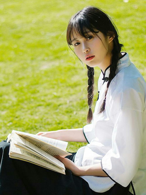 体育球队客场表现稳健获好评，球队评估报告