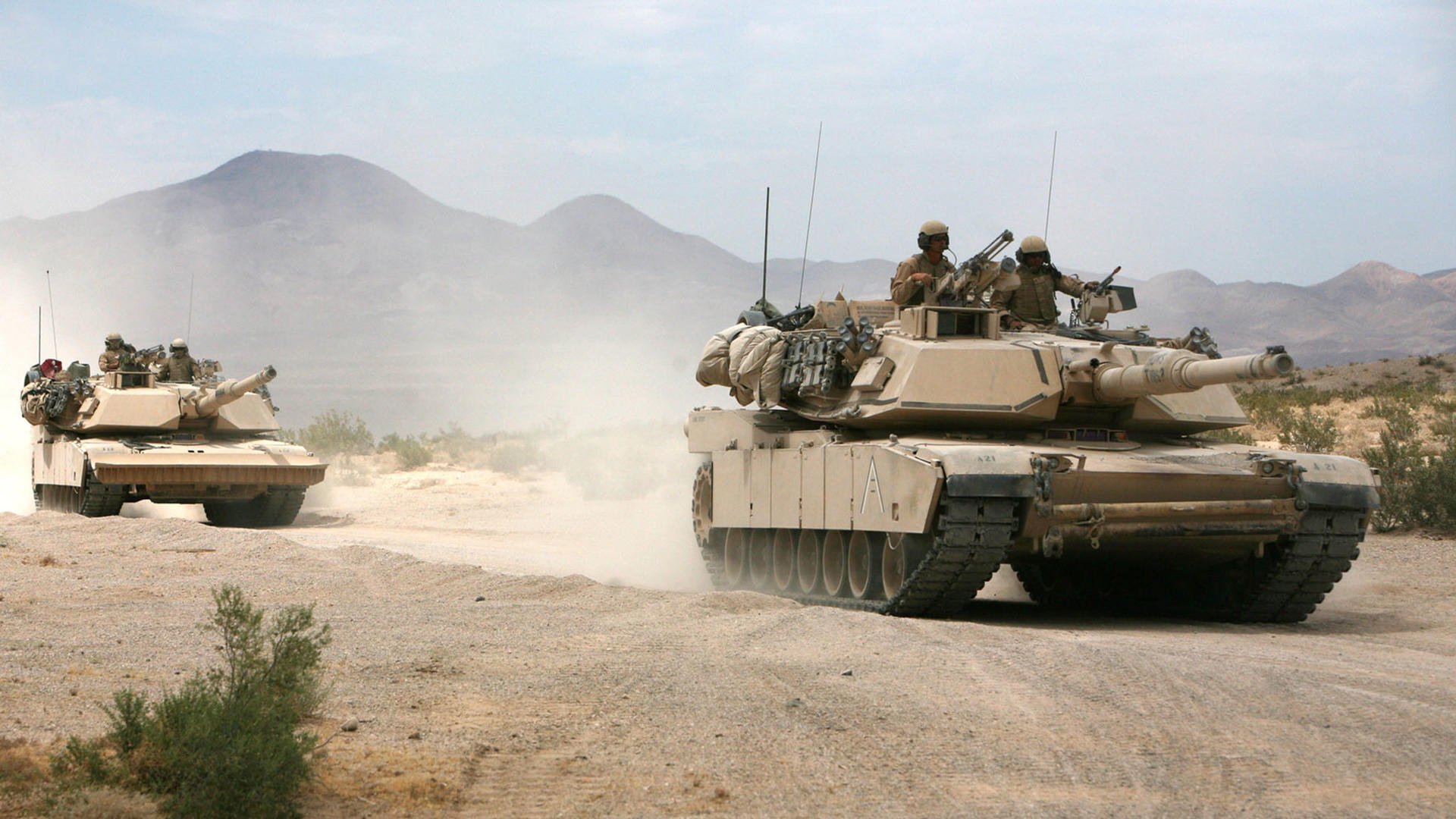 中国男篮防守端显著提升 战术执行更流畅，中国男篮战术分析